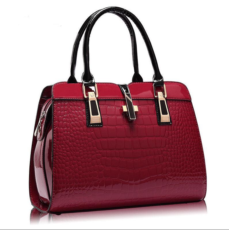 High Quality Pocket Design Shoulder Handbag