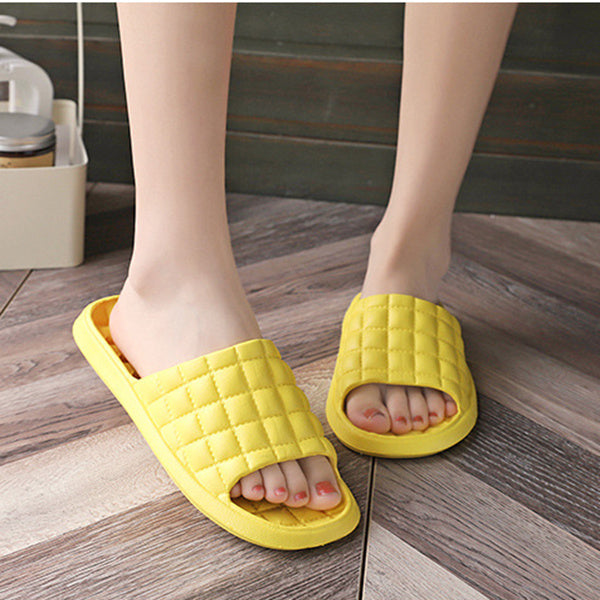 Uni-Sex Non-Slip Bathroom Slippers