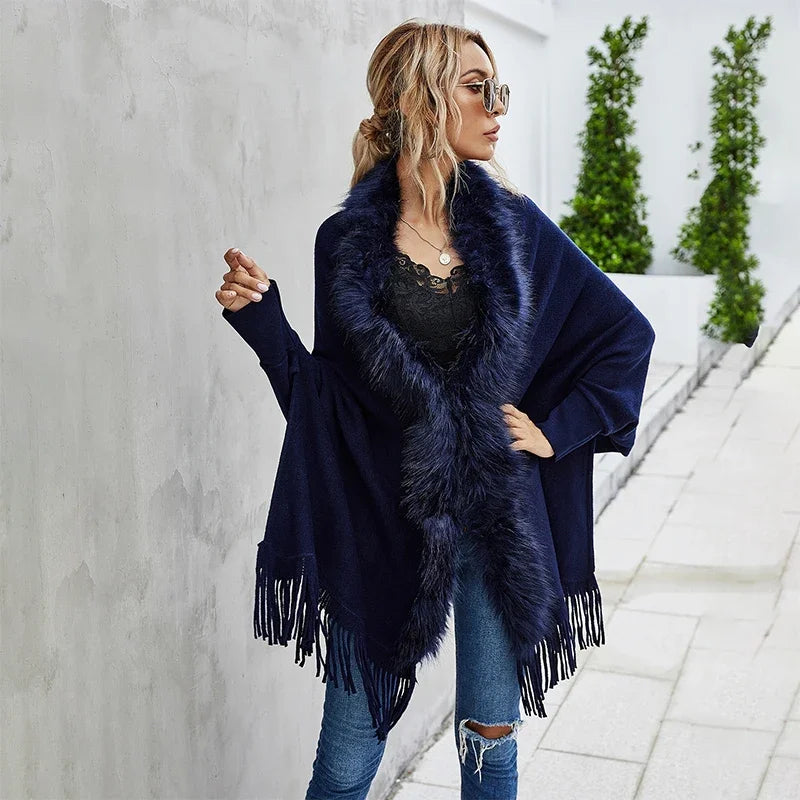 Elegant Fur Collar Winter Cloak