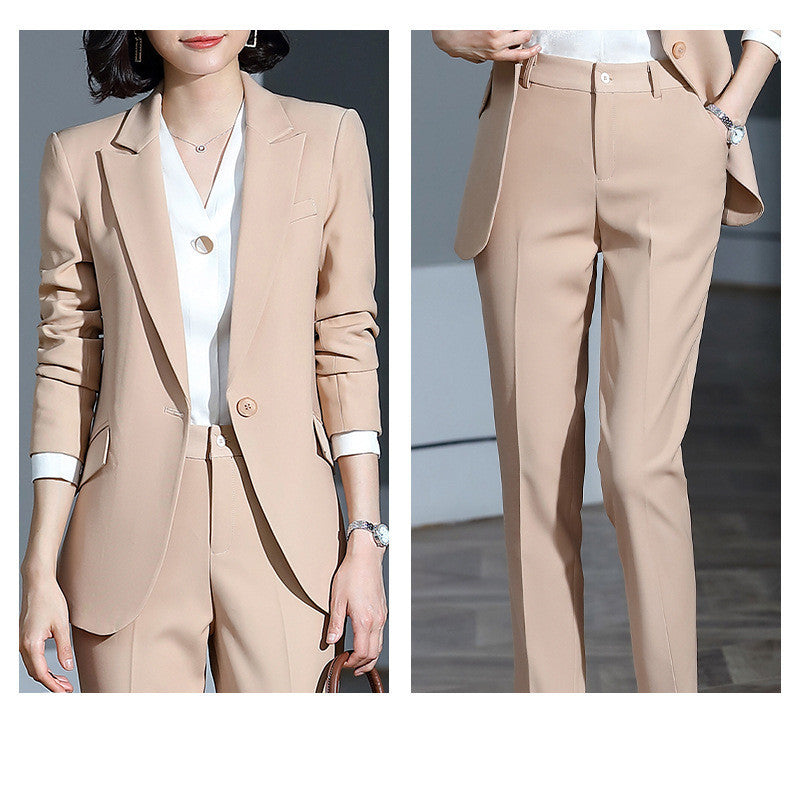 Elegant Women's Suit