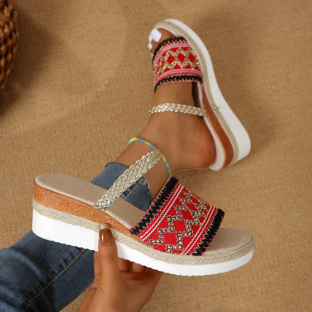 New Wave-pattern Summer Fashion Wedge Slippers